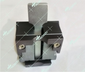 Microtome clamp for wax block 
