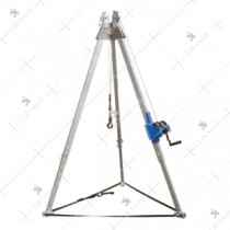 Saviour Tripod [With Winch]