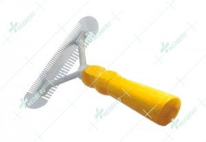 Comb With Handle